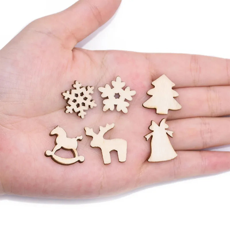 100Pcs Christmas Wooden Pendants Ornaments DIY Wood Crafts Xmas Tree Ornaments Snowflake Christmas Party Decorations for home