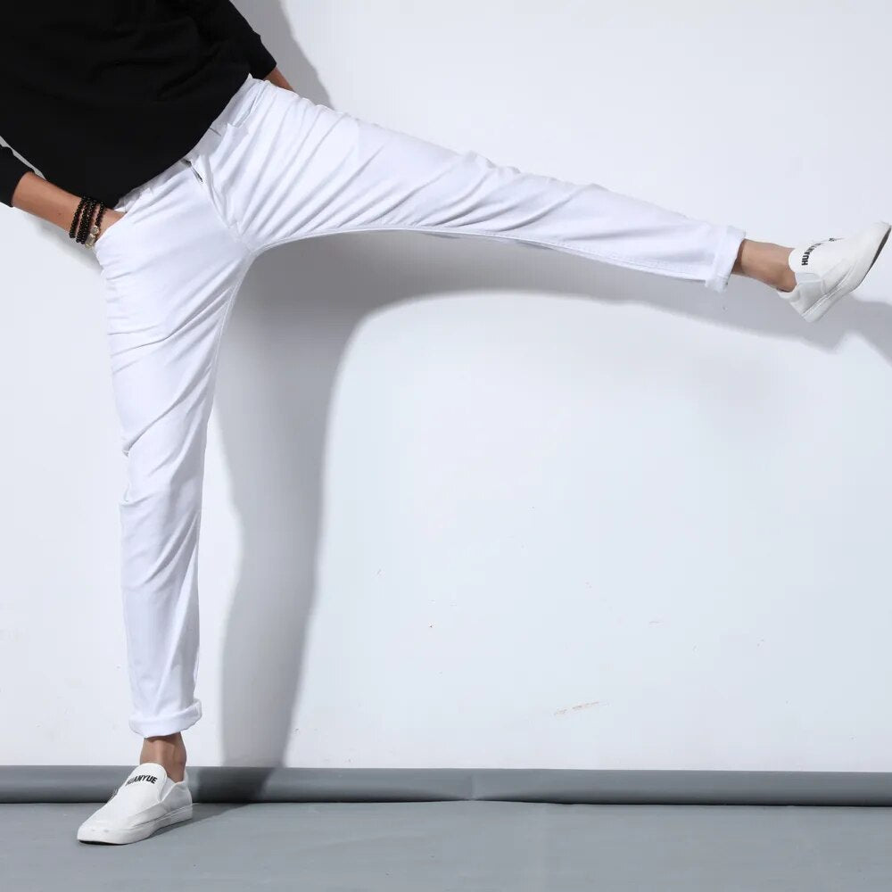 2020 New Autumn Men's Pure White Cotton Jeans Fashion Casual Slim Stretch Pants Male Brand Clothes