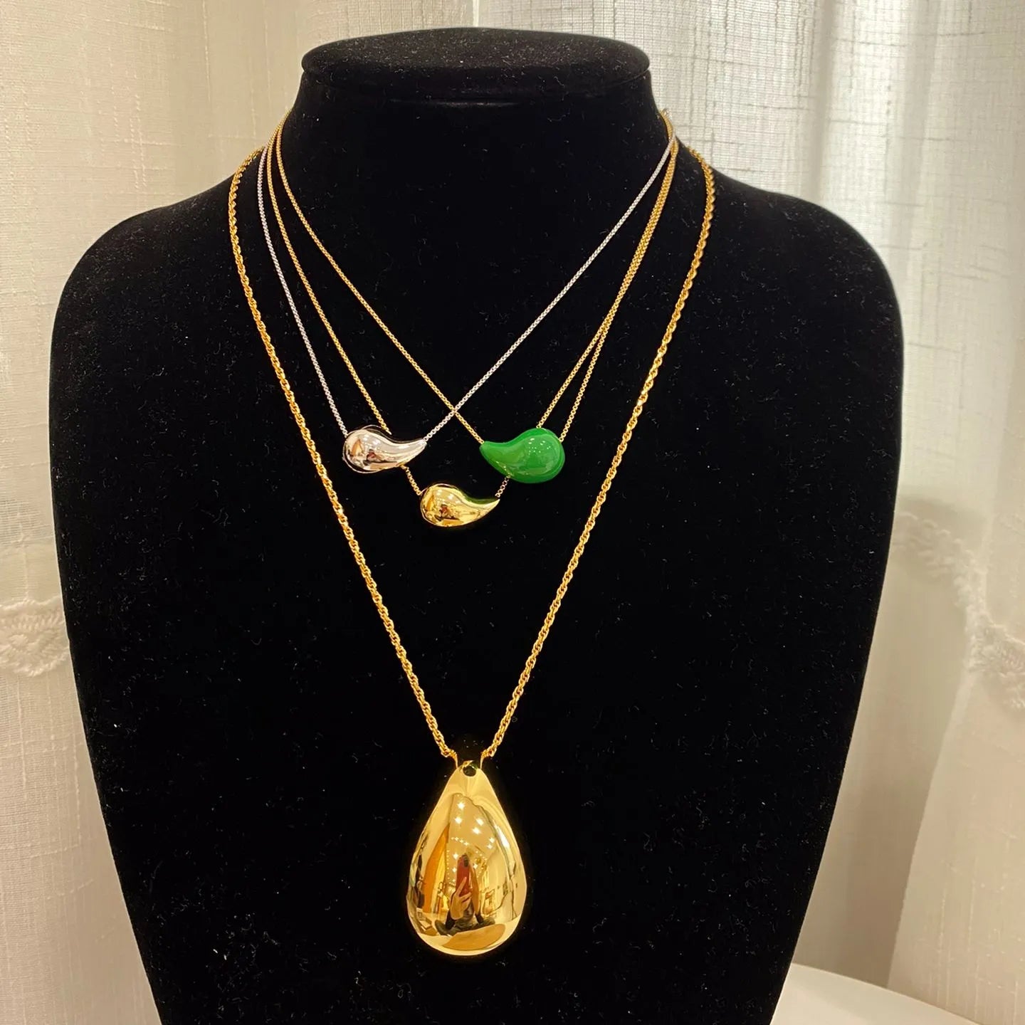 2023 Top Quality Luxury Jewelry Water Drop Gold Silver Necklace Women Europe America Designer Fashion Famous Brand Trend